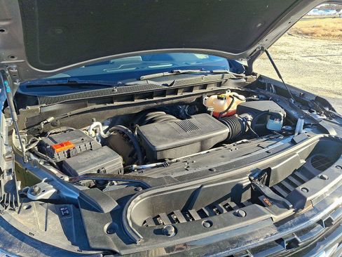 Used 2023 Chevrolet Tahoe Z71 w/ Z71 Off-Road Package image 26