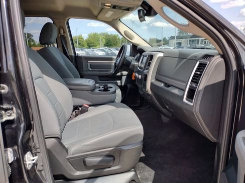 Used 2016 RAM 1500 Classic SLT image 8