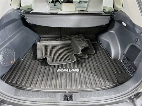 Used 2024 Toyota RAV4 Limited image 26