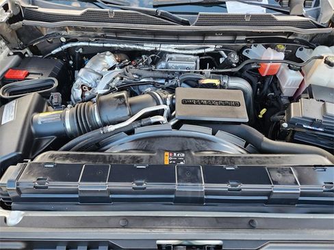 Used 2021 Chevrolet Silverado 3500 LT w/ Convenience Package image 16