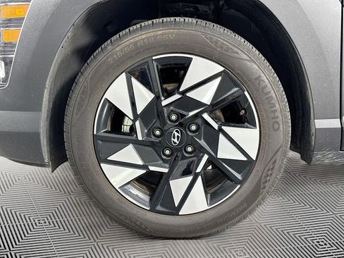 Used 2025 Hyundai Kona SEL image 32