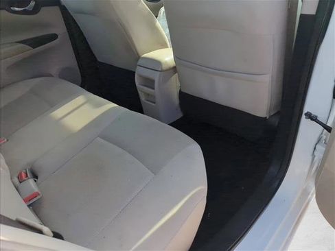 Used 2017 Nissan Sentra S image 18