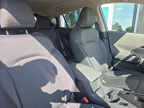 Used 2024 Subaru Crosstrek 2.0i Premium image 30