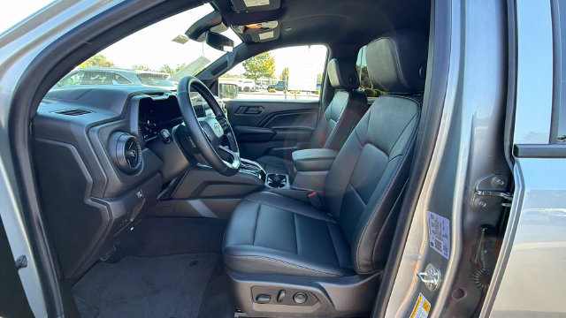 Used 2026 Chevrolet Colorado Trail Boss AWD/4WD image 31