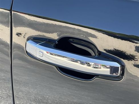 Used 2024 Chevrolet Silverado 1500 LTZ w/ LTZ Premium Package image 34