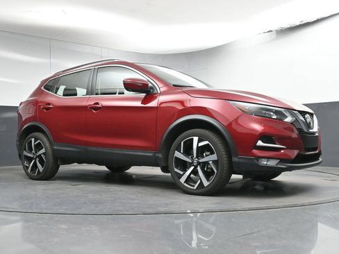 Used 2020 Nissan Rogue Sport SL w/ Premium Package image 27