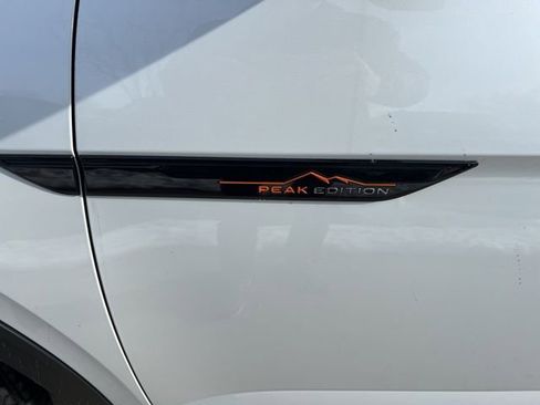 New 2026 Volkswagen Atlas Peak Edition image 7