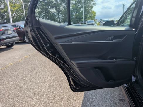 Used 2026 Toyota Camry SE FWD image 21