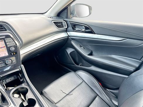 Used 2023 Nissan Maxima SV w/ Floor Mat Group image 23