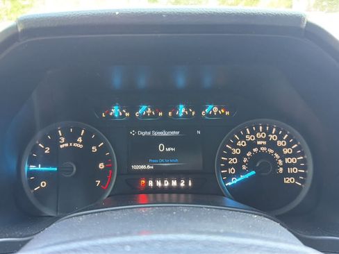 Used 2017 Ford F150 XLT w/ Equipment Group 301A Mid AWD/4WD image 11