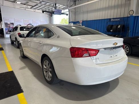 Used 2018 Chevrolet Impala LT FWD image 4