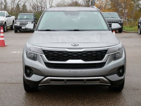 Used 2021 Kia Seltos EX image 4