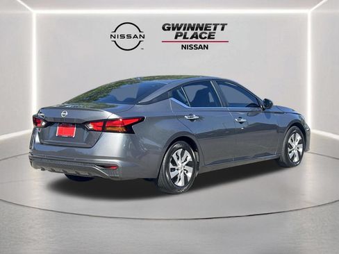 Certified 2025 Nissan Altima 2.5 S FWD image 26
