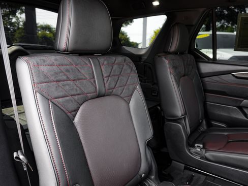 Used 2026 Honda Pilot Black Edition image 34