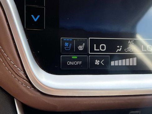 Used 2023 Subaru Outback Touring image 34