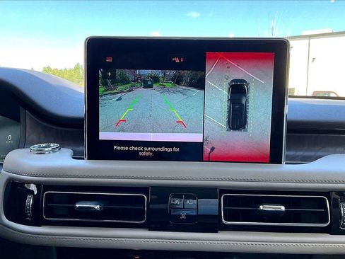 Used 2022 Lincoln Aviator Reserve w/ Equipment Group 201A image 14