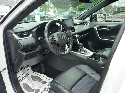 Used 2019 Toyota RAV4 XSE AWD/4WD image 12