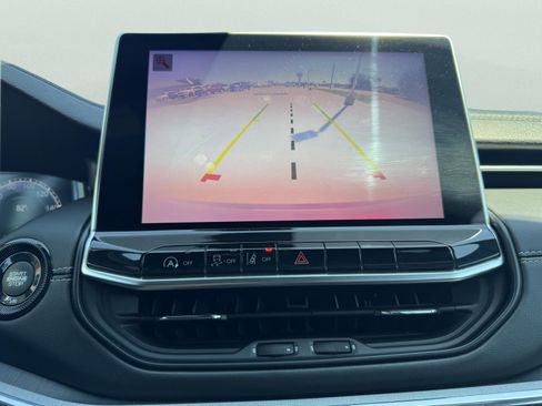 Certified 2022 Jeep Compass High Altitude image 19