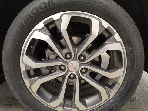 Used 2019 GMC Terrain SLT FWD image 31
