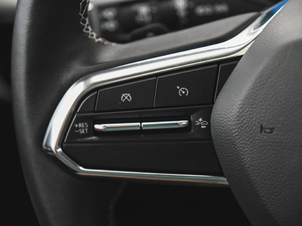 Used 2025 Honda Prologue Touring image 25