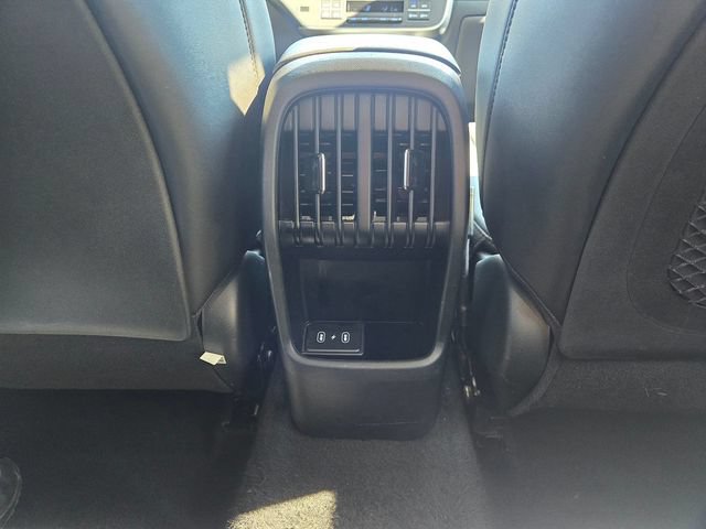 Used 2024 Hyundai Kona Limited FWD image 6