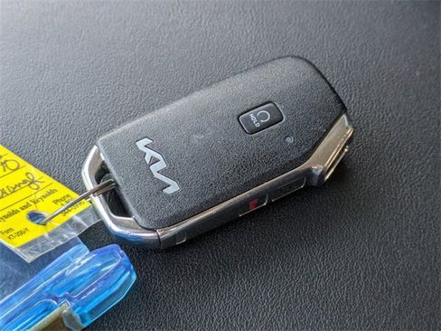 Used 2022 Kia Seltos Nightfall Edition image 32