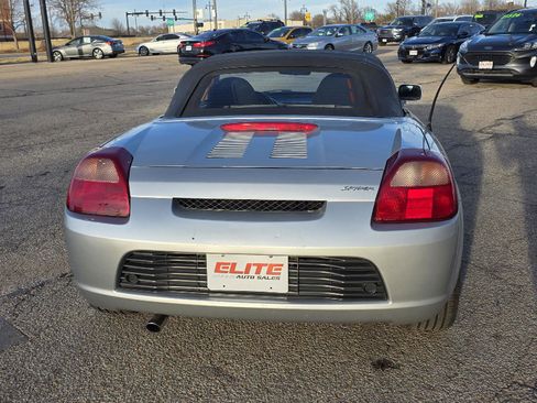 Used 2001 Toyota MR2 image 14