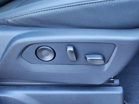 New 2026 GMC Sierra 1500 SLT w/ SLT Premium Plus Package image 39