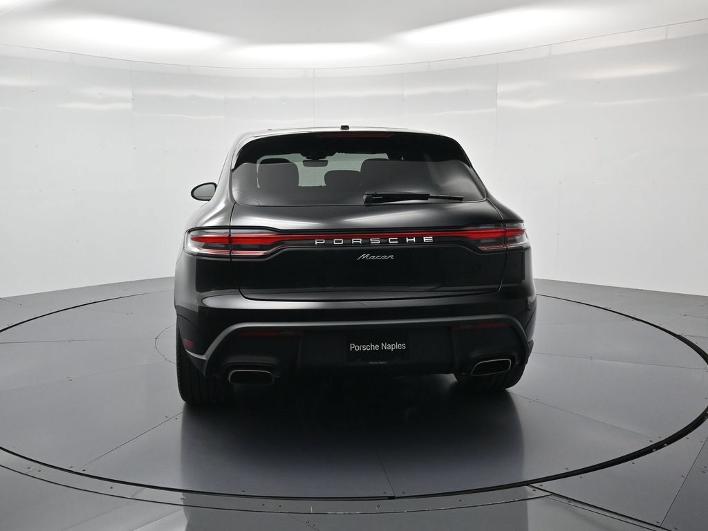 Certified 2026 Porsche Macan AWD/4WD image 29