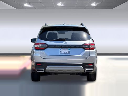 Certified 2023 Honda Pilot Elite image 9