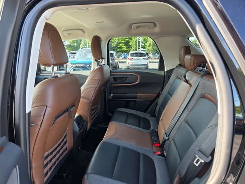 Used 2021 Ford Bronco Sport Outer Banks AWD/4WD image 11