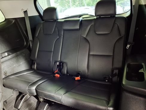Used 2022 Kia Telluride EX w/ EX Premium Package FWD image 9