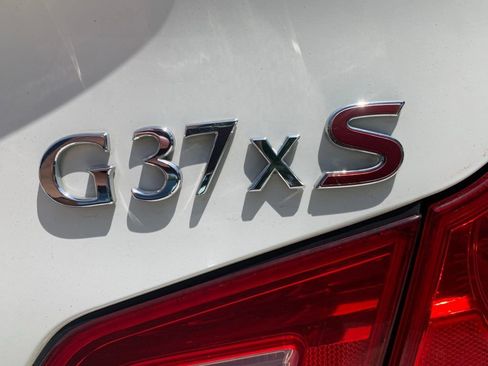 Used 2012 INFINITI G37 x Sedan w/ Premium Pkg AWD/4WD image 8