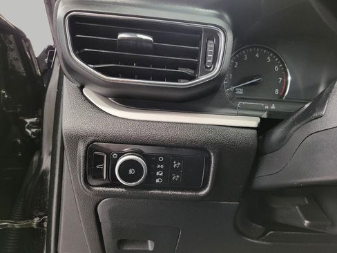 Used 2023 Ford Explorer XLT w/ Equipment Group 202A image 10