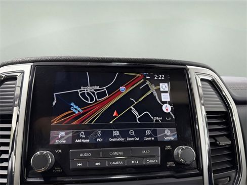 Used 2020 Nissan Titan SL w/ Moonroof Package image 22