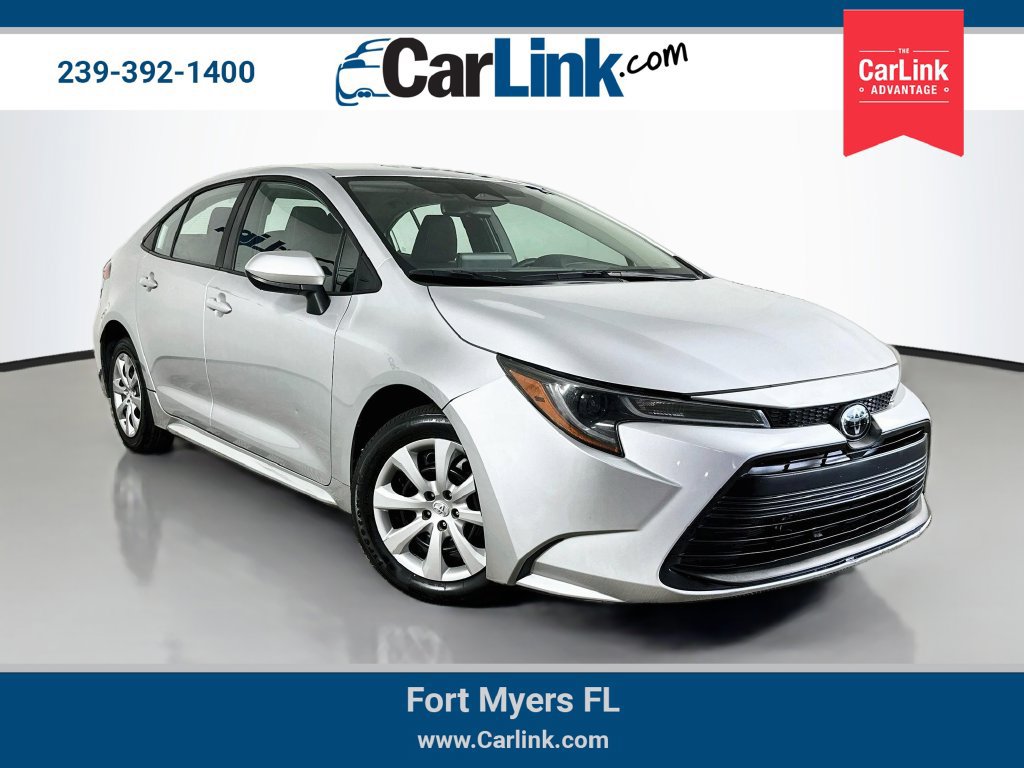 Used 2024 Toyota Corolla LE FWD image 1