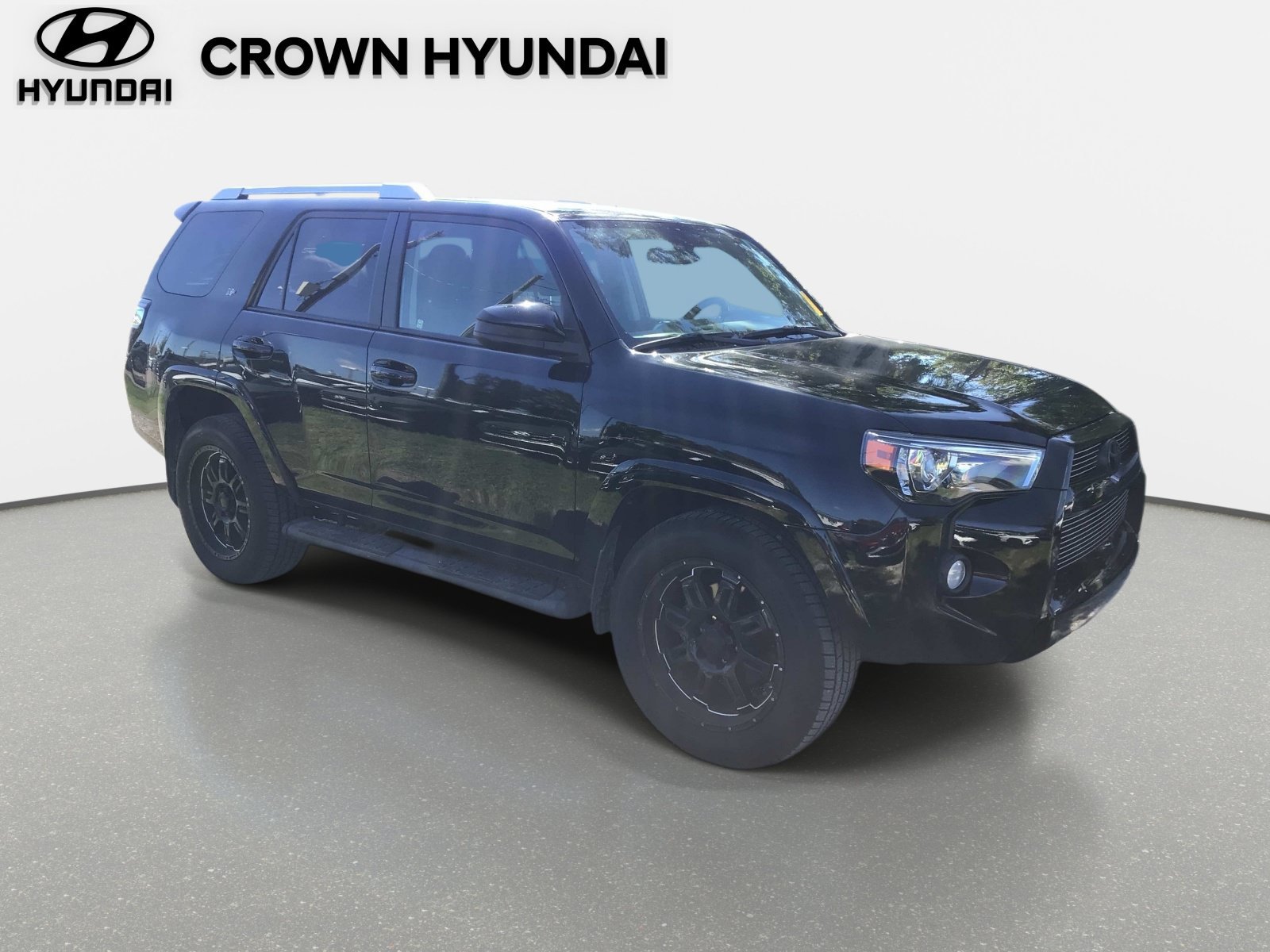 Used 2016 Toyota 4Runner SR5 RWD image 3