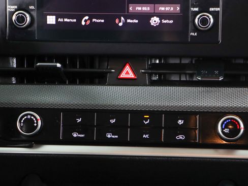 Used 2024 Kia Sportage LX image 20