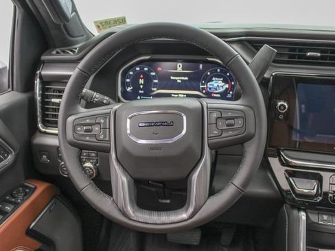 New 2026 GMC Sierra 2500 Denali Ultimate w/ LPO, Black Badging Package AWD/4WD image 18
