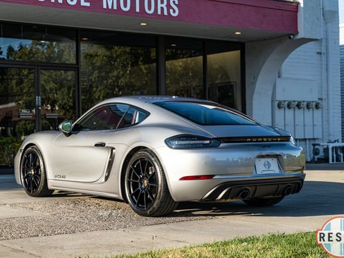 Used 2023 Porsche 718 Cayman GTS RWD image 4