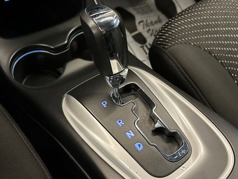 Used 2020 Dodge Journey SE image 16