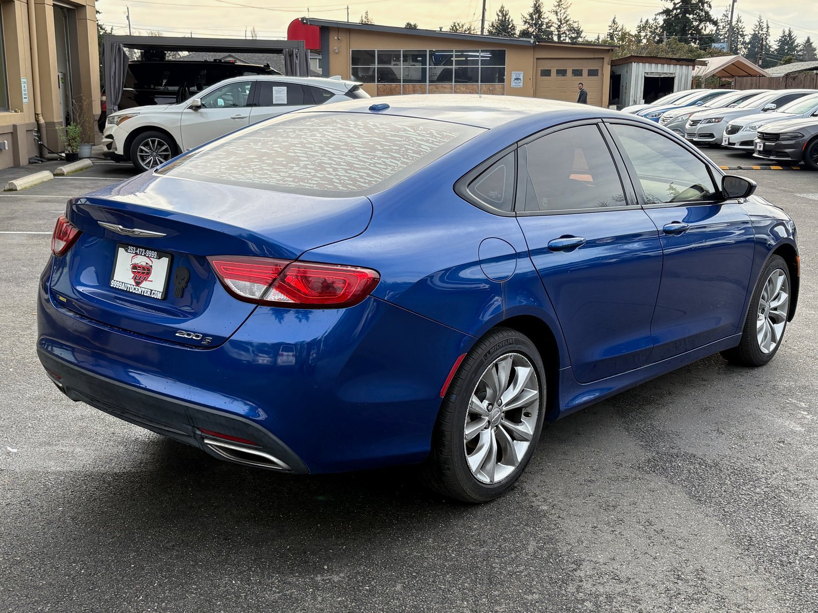 Used 2015 Chrysler 200 S FWD image 7