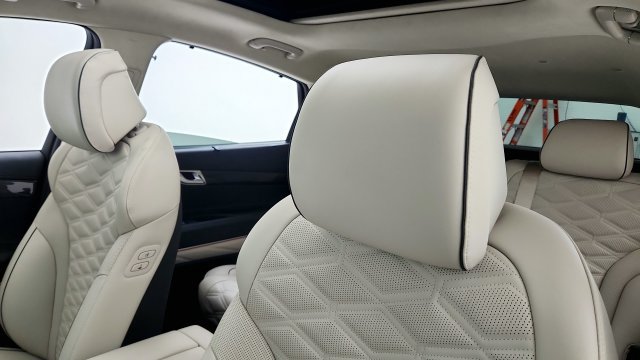 Used 2026 Genesis GV80 3.5T e-SC AWD/4WD image 47
