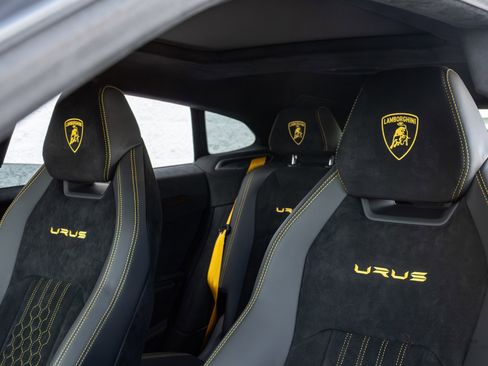 Used 2024 Lamborghini Urus Performante image 26