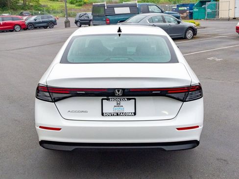 Certified 2025 Honda Accord SE image 12
