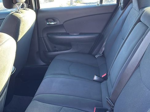 Used 2012 Chrysler 200 Touring image 27