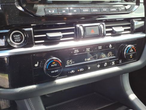 Certified 2024 Nissan Pathfinder SL AWD/4WD image 26