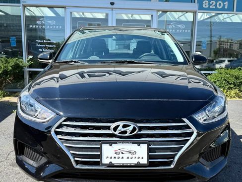 Used 2021 Hyundai Accent SE FWD image 2