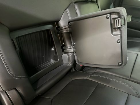 Used 2020 Chevrolet Silverado 1500 LTZ w/ LTZ Plus Package image 23