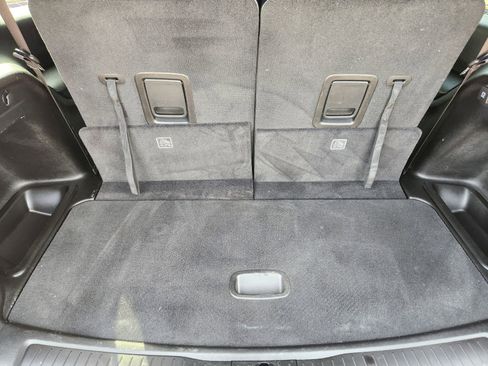 Used 2024 Jeep Grand Cherokee L Altitude image 45